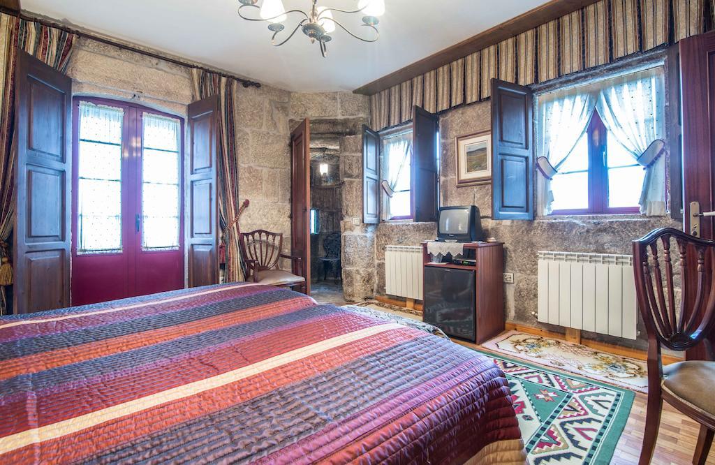 Pazo Da Fraga Hotell Albeos Rum bild